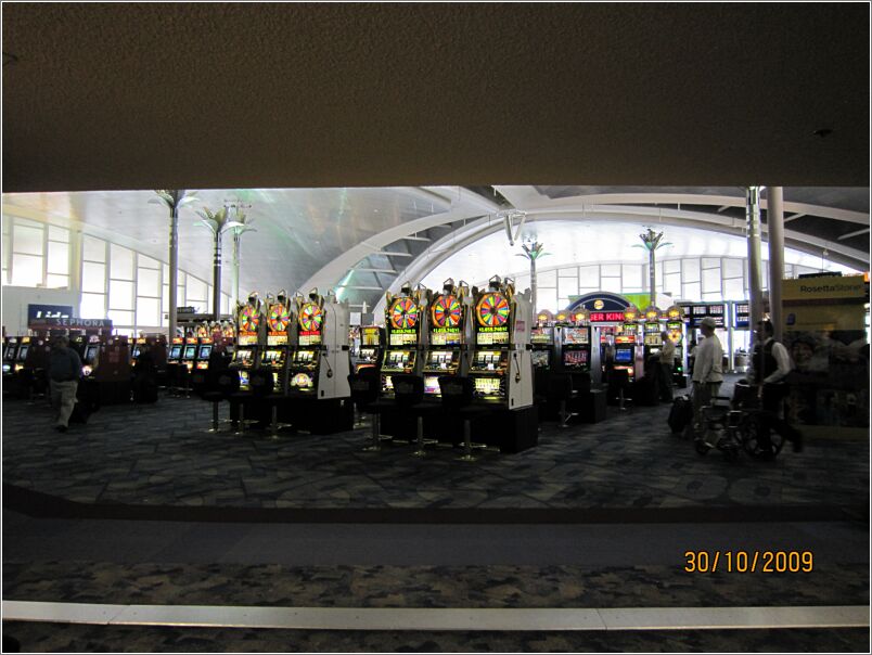59 Afrejse fra Las Vegas - selv i lufthavnen er der spillemaskiner!